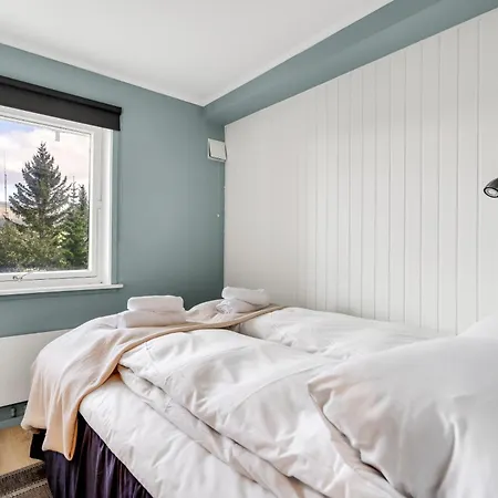 Northern Sky View With Free Parking *