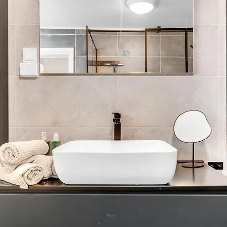 Daire Northern Sky View With Free Parking *